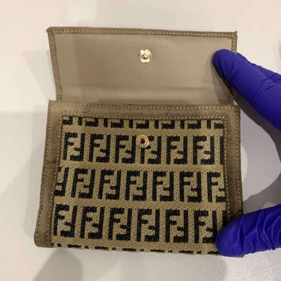 Fendi Tan and Black Women's Wallet. Free Shipping - Picture 6 of 12